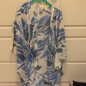 Style Rack Blue and Cream Kimono